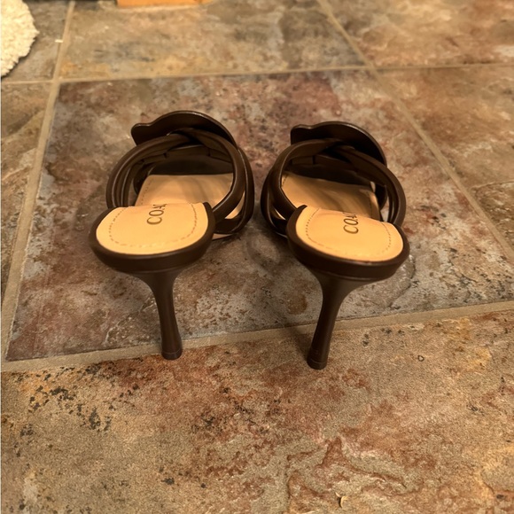 Coach heels - Picture 2 of 4